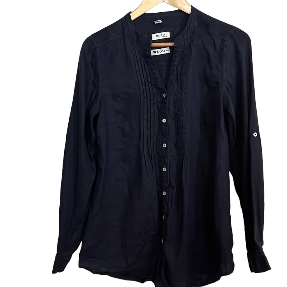 I love linen navy blue linen button down size medium
